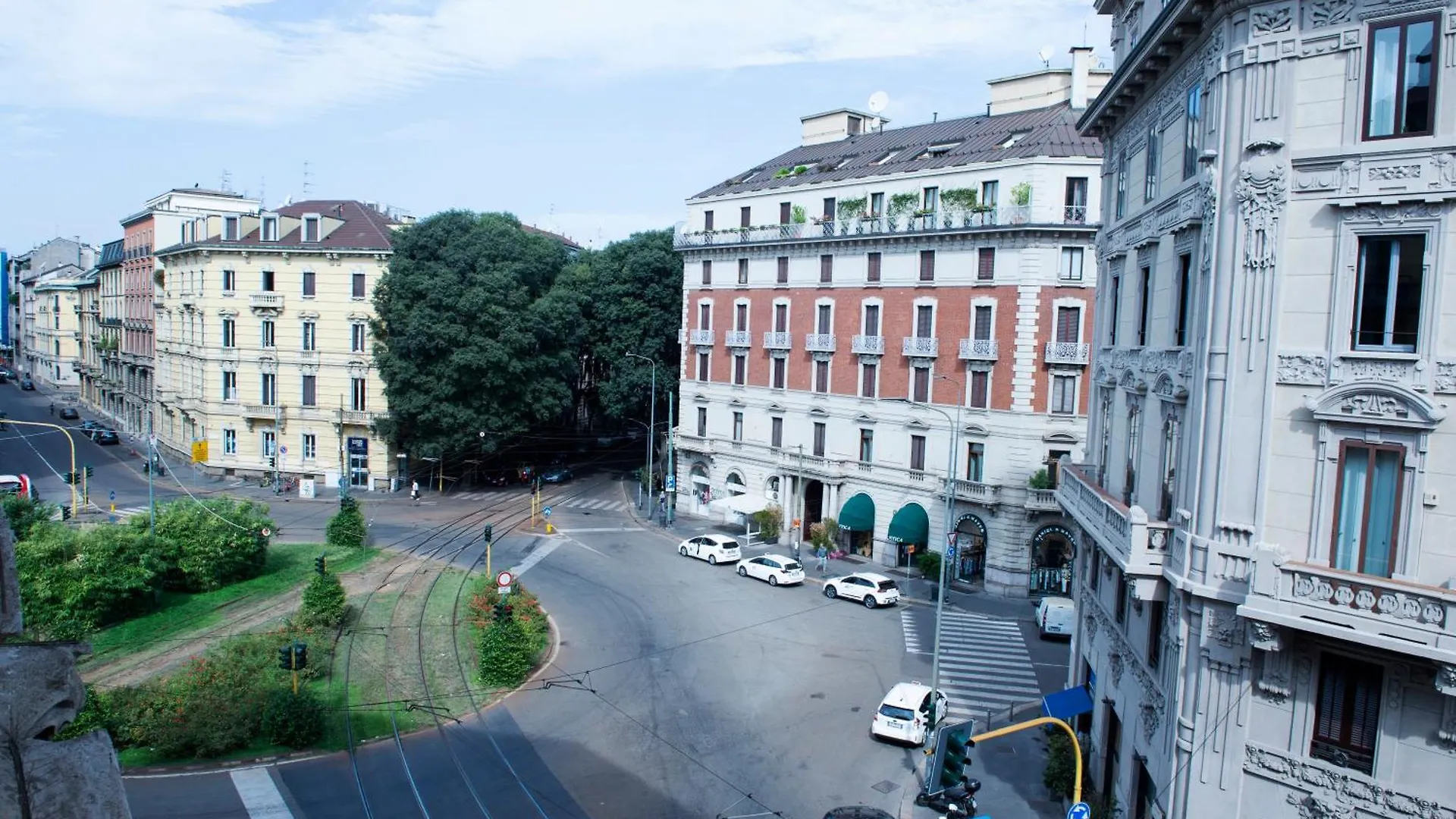 Il Cenacolo Milano Centro Cadorna Santambrogio Comodo Per Fiera E Allianz Milano Convention Centre Italy